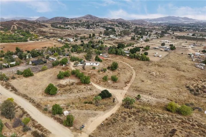 25661 Waldon, Menifee, California 92584