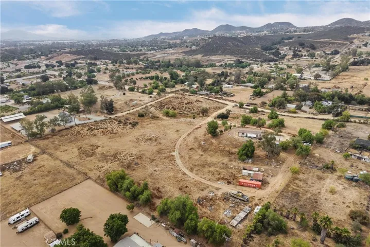 25661 Waldon, Menifee, California 92584