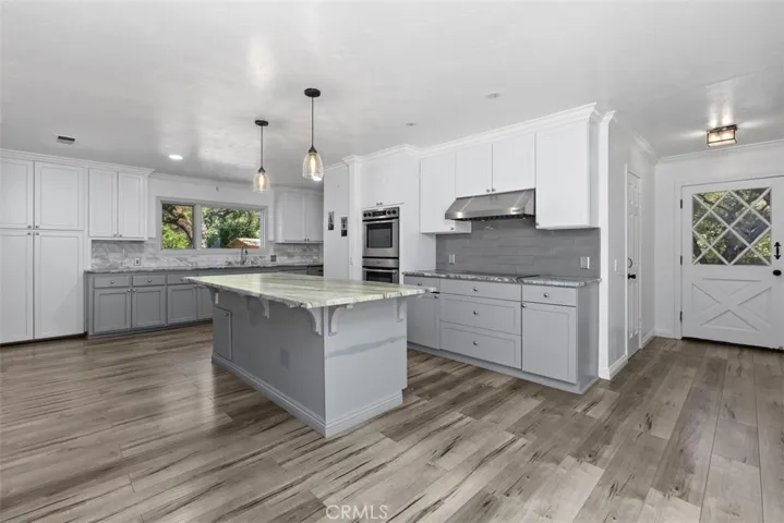 39150 Daily Road, Fallbrook, California 92028