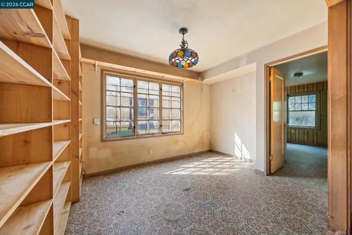 11 Edgecroft Rd, Kensington, California 94707