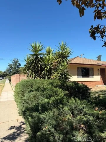 1454 W Gettysburg, Fresno, California 93705