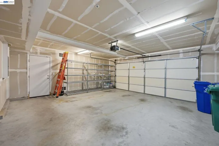 2824 Hilltop Mall Rd, Richmond, California 94806