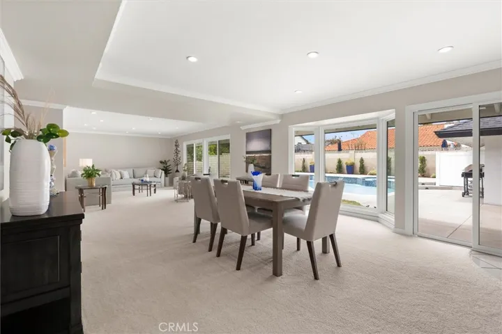 2904 Club House Road, Costa Mesa, California 92626
