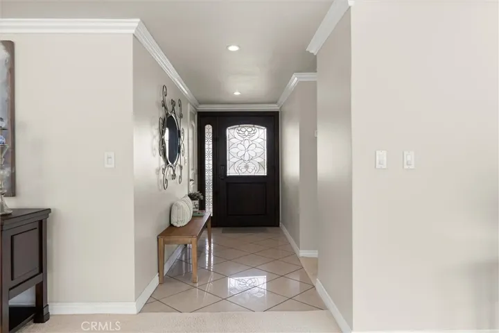 2904 Club House Road, Costa Mesa, California 92626