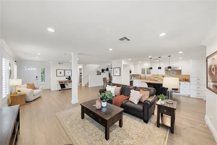 12 Montecilo, Lake Forest, California 92610