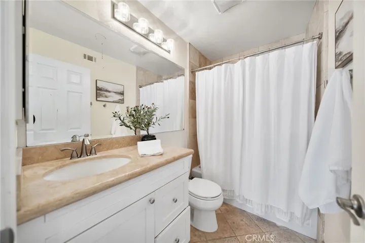 12 Montecilo, Lake Forest, California 92610