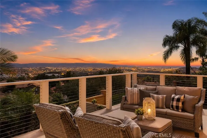 12 Montecilo, Lake Forest, California 92610