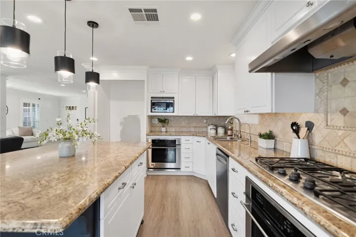 12 Montecilo, Lake Forest, California 92610
