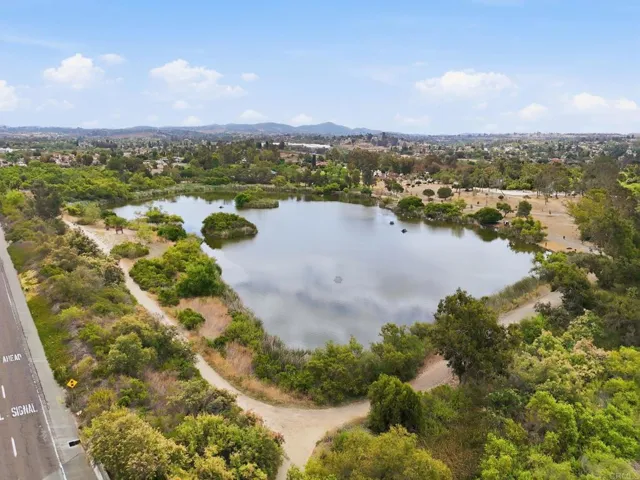 5064 Via Manos F, Oceanside, California 92057