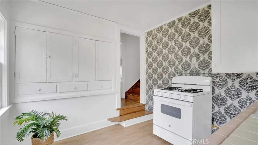 207 W Buffalo Avenue, Santa Ana, California 92706
