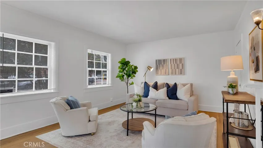 207 W Buffalo Avenue, Santa Ana, California 92706