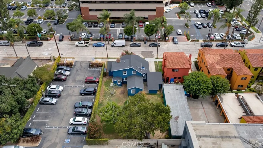 207 W Buffalo Avenue, Santa Ana, California 92706