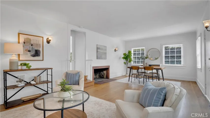 207 W Buffalo Avenue, Santa Ana, California 92706