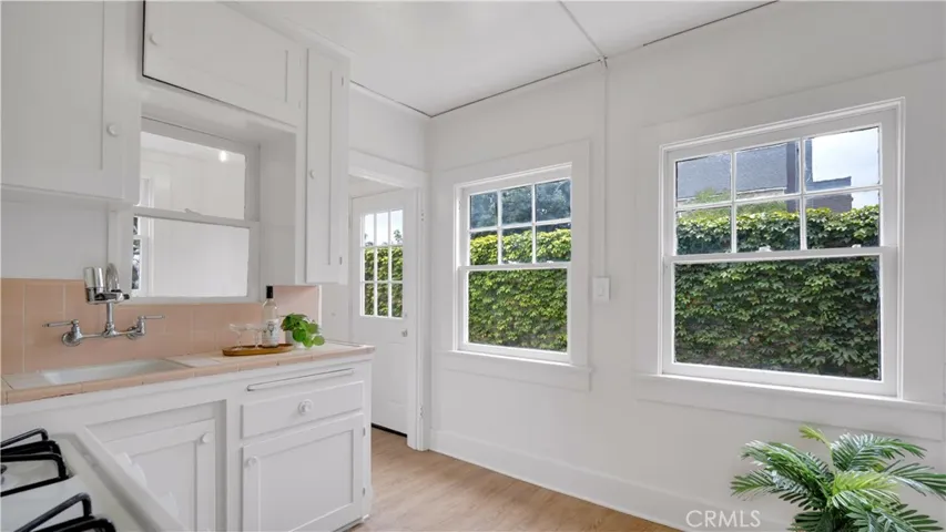 207 W Buffalo Avenue, Santa Ana, California 92706