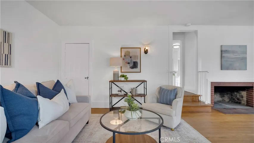 207 W Buffalo Avenue, Santa Ana, California 92706