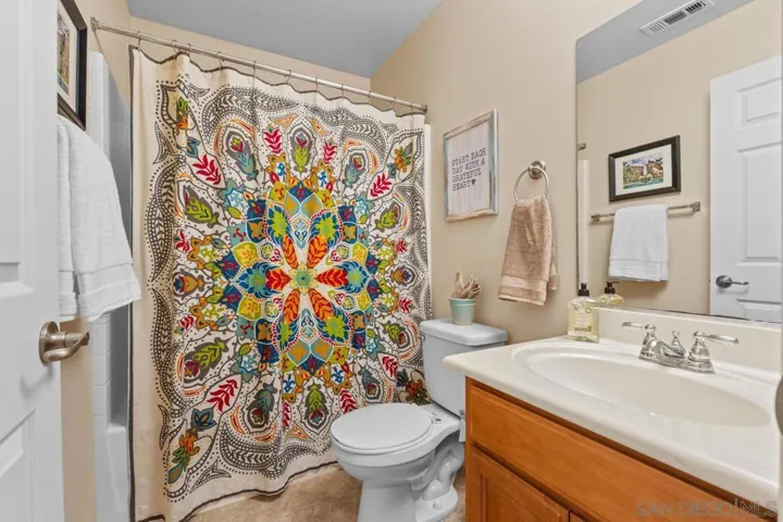 1305 Isabella Way, Vista, California 92084