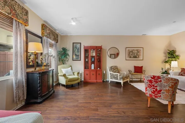 1305 Isabella Way, Vista, California 92084