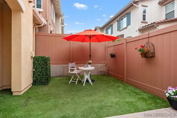 1305 Isabella Way, Vista, California 92084