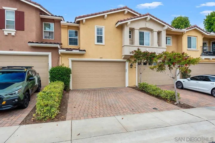 1305 Isabella Way, Vista, California 92084