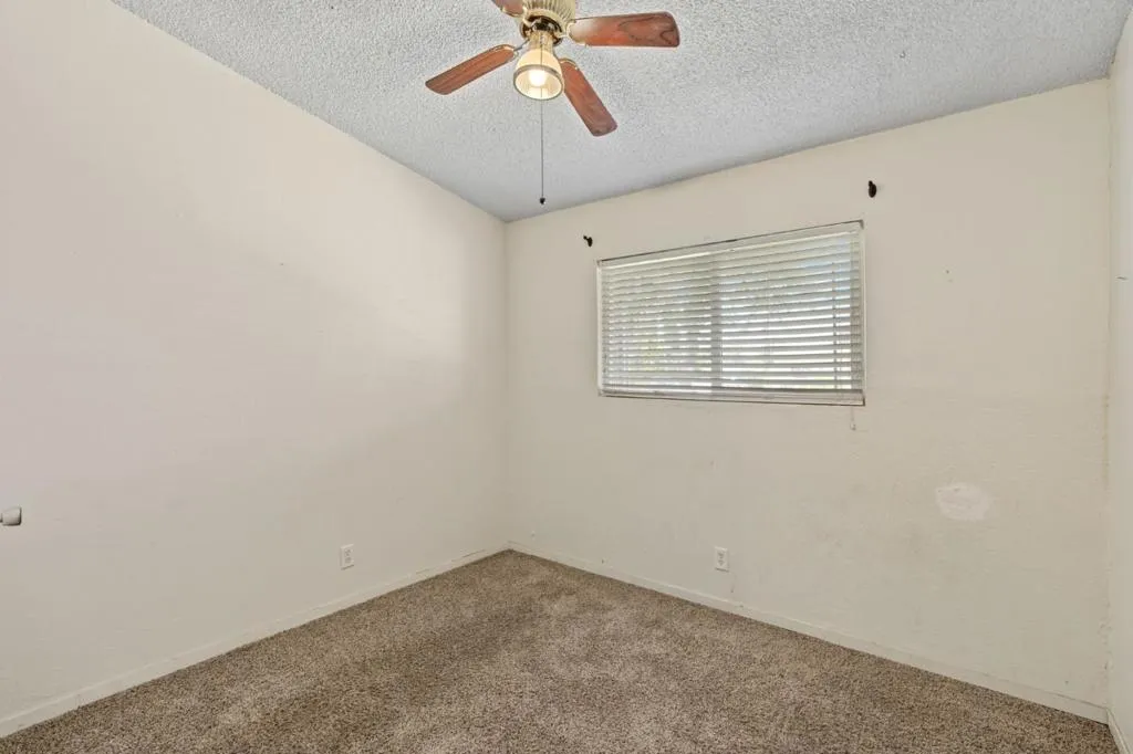1st bedroom
