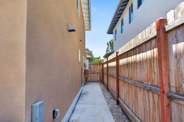 2812 C Avenue, National City, California 91950