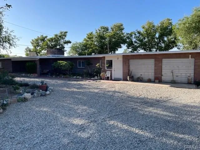 13127 E Avenue W11, Pearblossom, California 93553