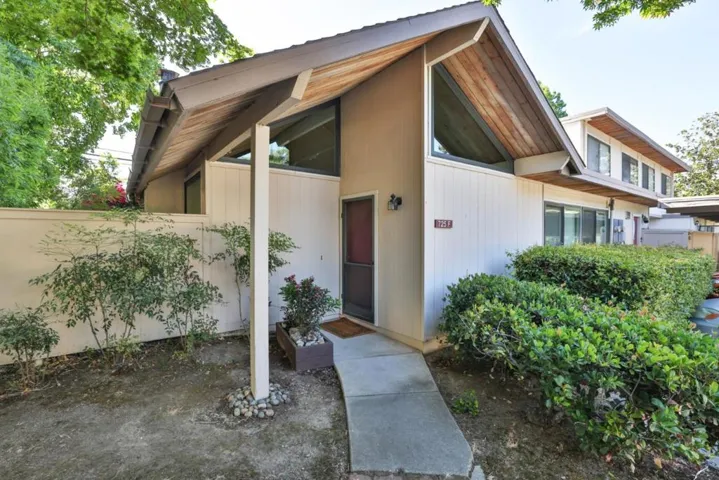 725 Blair Court F, Sunnyvale, California 94087