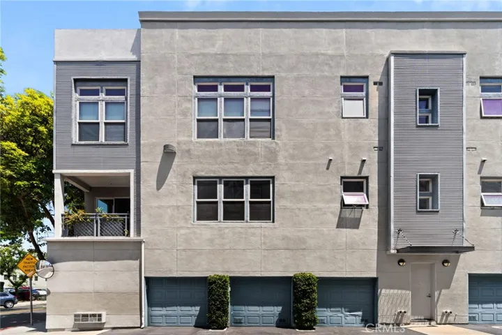 223 N Bush, Santa Ana, California 92701
