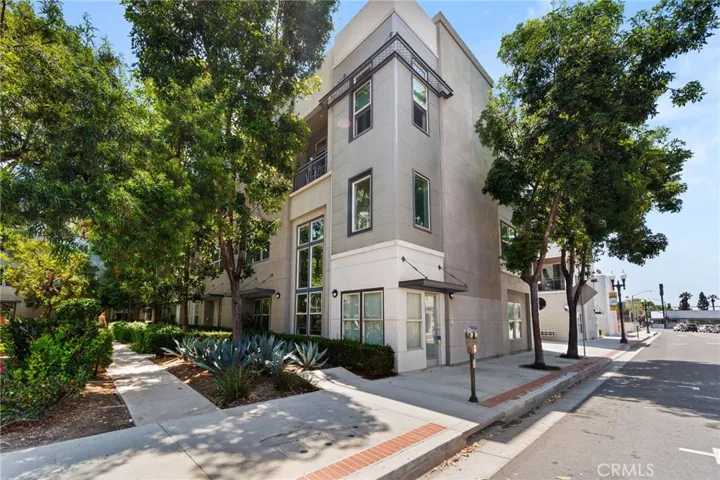 223 N Bush, Santa Ana, California 92701