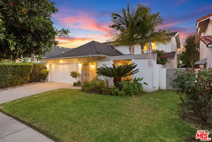 5507 Bluebell Avenue, Valley Village, California 91607