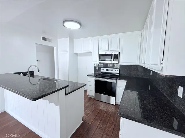 16144 Crystal Creek, Cerritos, California 90703
