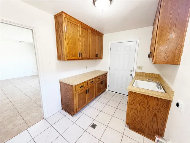 4564 Rudisill, Montclair, California 91763