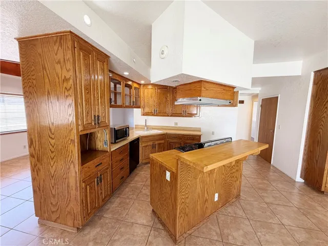 4564 Rudisill, Montclair, California 91763