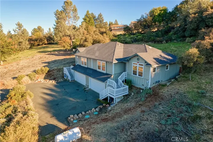 10401 Point Lakeview Road, Kelseyville, California 95451