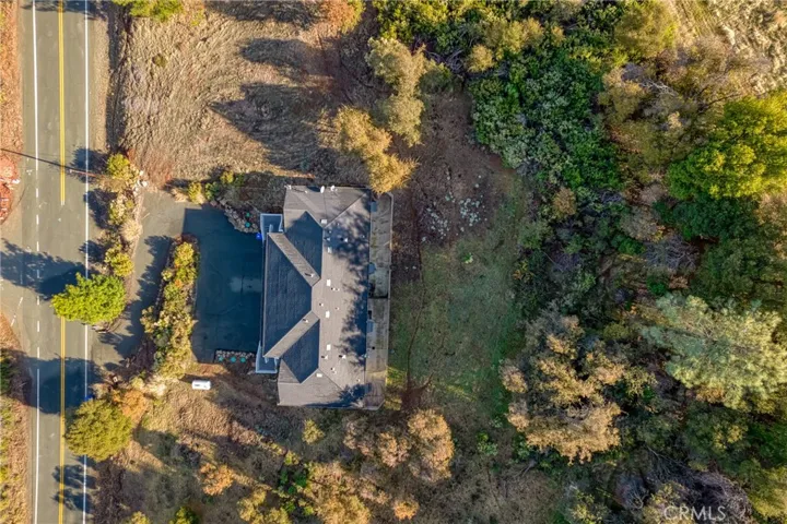 10401 Point Lakeview Road, Kelseyville, California 95451