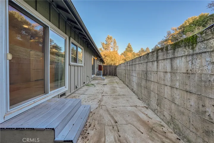 10401 Point Lakeview Road, Kelseyville, California 95451