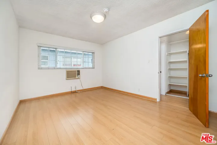 1937 S Shenandoah Street 8, Los Angeles, California 90034