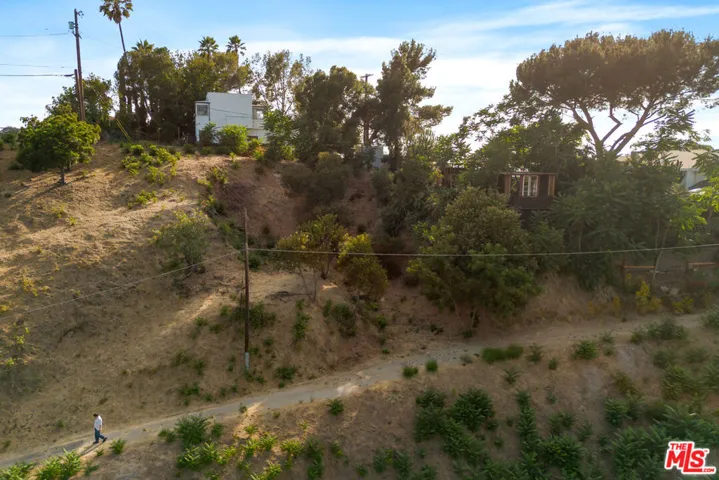 534 W Beech Street, Los Angeles, California 90065