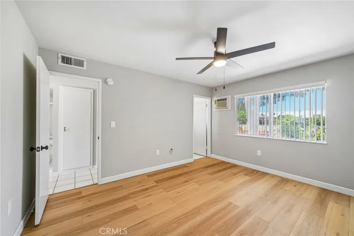 Master bedroom
view 5