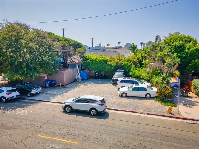 1909 Pacific Avenue, Venice, California 90291