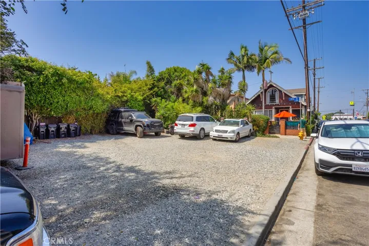 1909 Pacific Avenue, Venice, California 90291