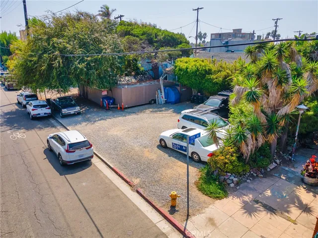 1909 Pacific Avenue, Venice, California 90291