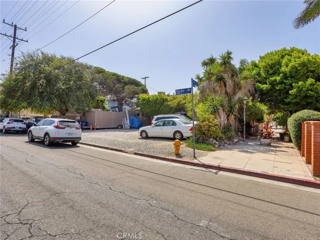 1909 Pacific Avenue, Venice, California 90291