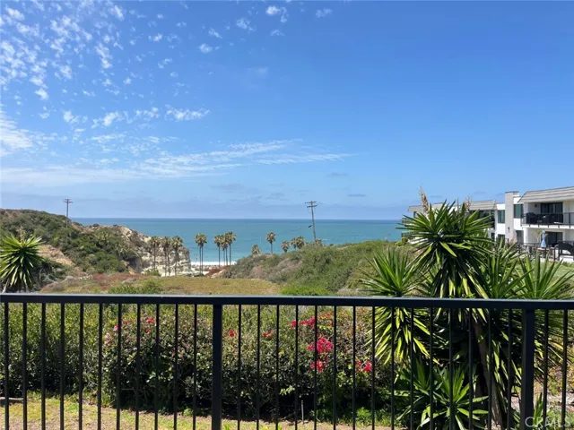 235 Avenida Lobeiro, San Clemente, California 92672