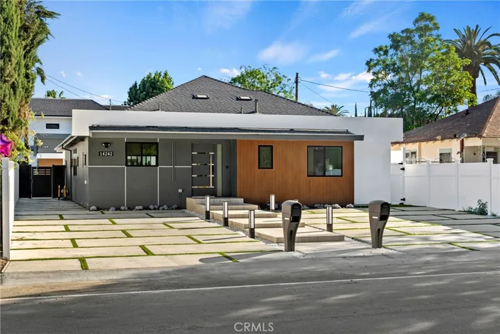 14242 Hortense, Sherman Oaks, California 91423