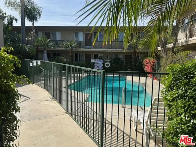 10540 Balboa Boulevard 123, Granada Hills, California 91344