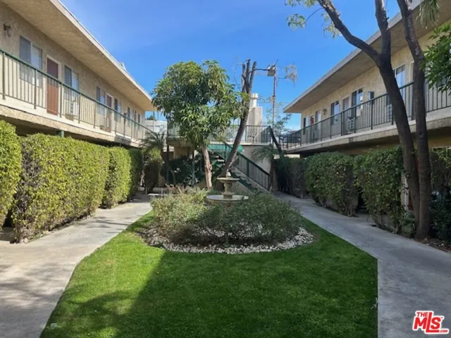 10540 Balboa Boulevard 123, Granada Hills, California 91344