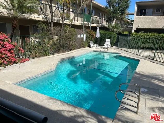 10540 Balboa Boulevard 123, Granada Hills, California 91344