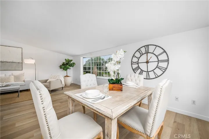 1281 Knollwood 44l, Seal Beach, California 90740