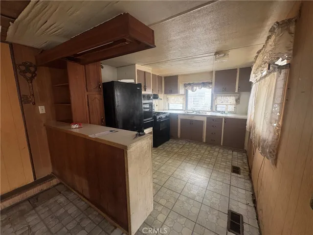 2260 W Rialto Ave #6, San Bernardino, California 92410